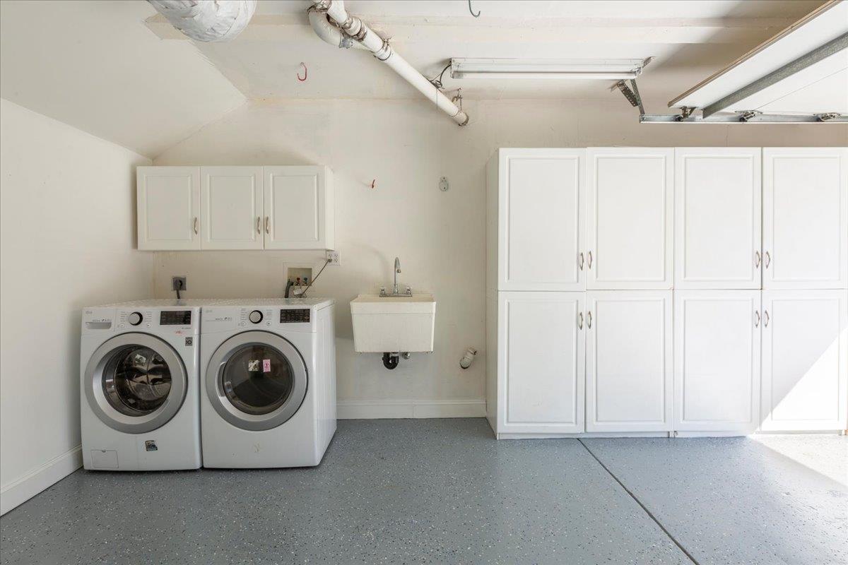 Detail Gallery Image 32 of 38 For 363 N Rengstorff Ave #5,  Mountain View,  CA 94043 - 3 Beds | 2 Baths