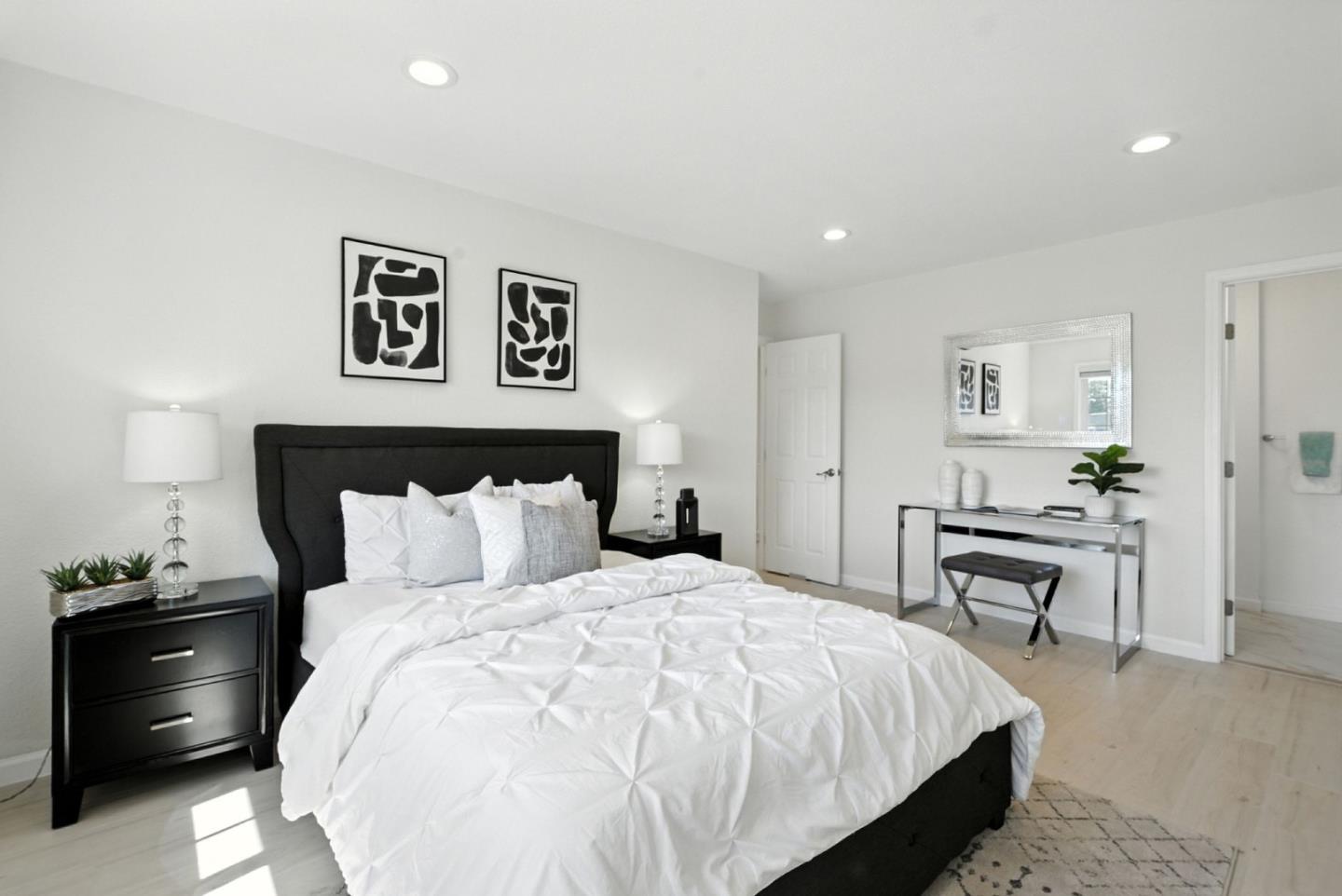 Detail Gallery Image 22 of 45 For 27726 Del Norte Ct, Hayward,  CA 94545 - 4 Beds | 2/1 Baths