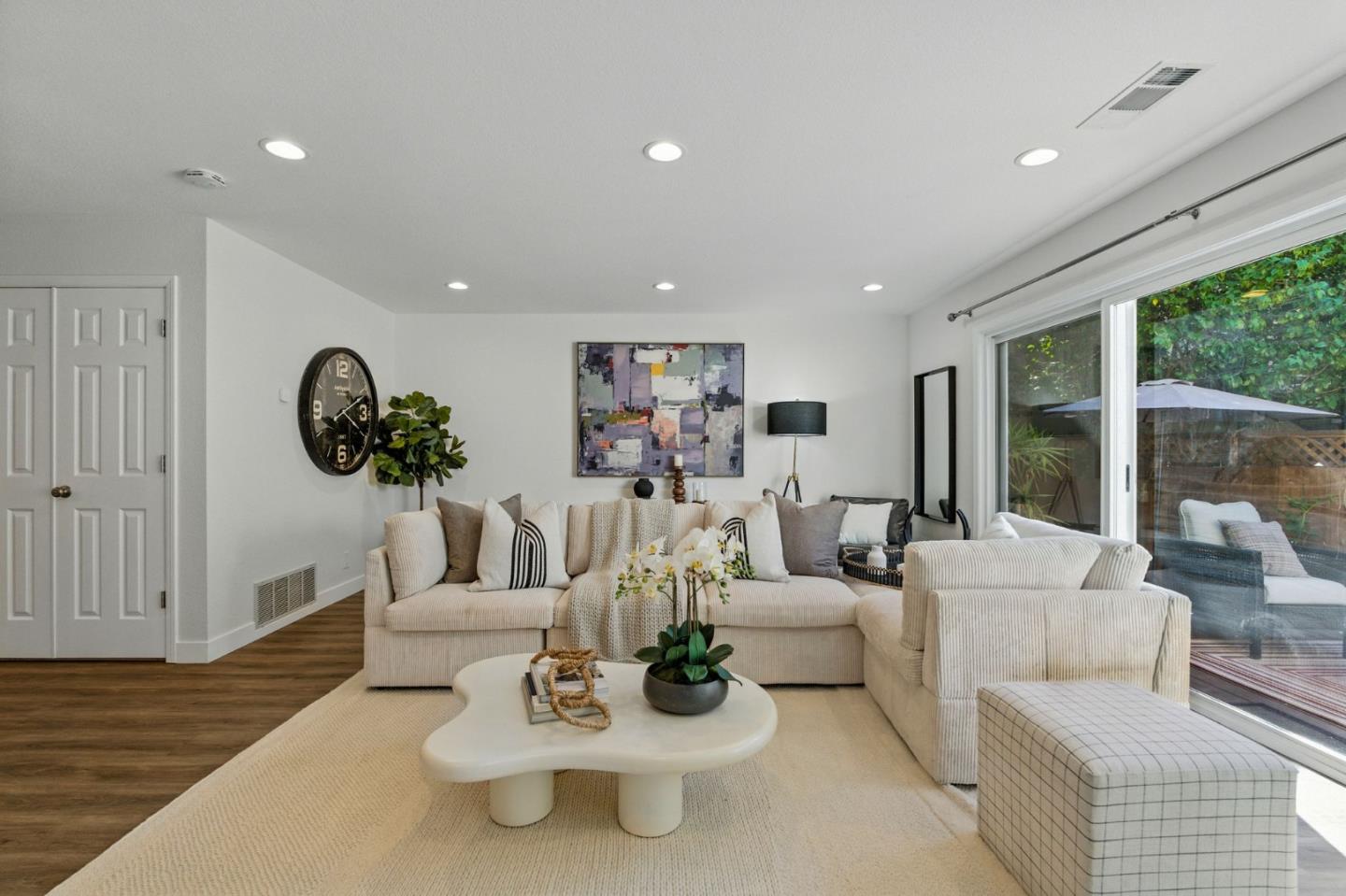 Detail Gallery Image 13 of 42 For 369 N Claremont St #3,  San Mateo,  CA 94401 - 2 Beds | 2 Baths