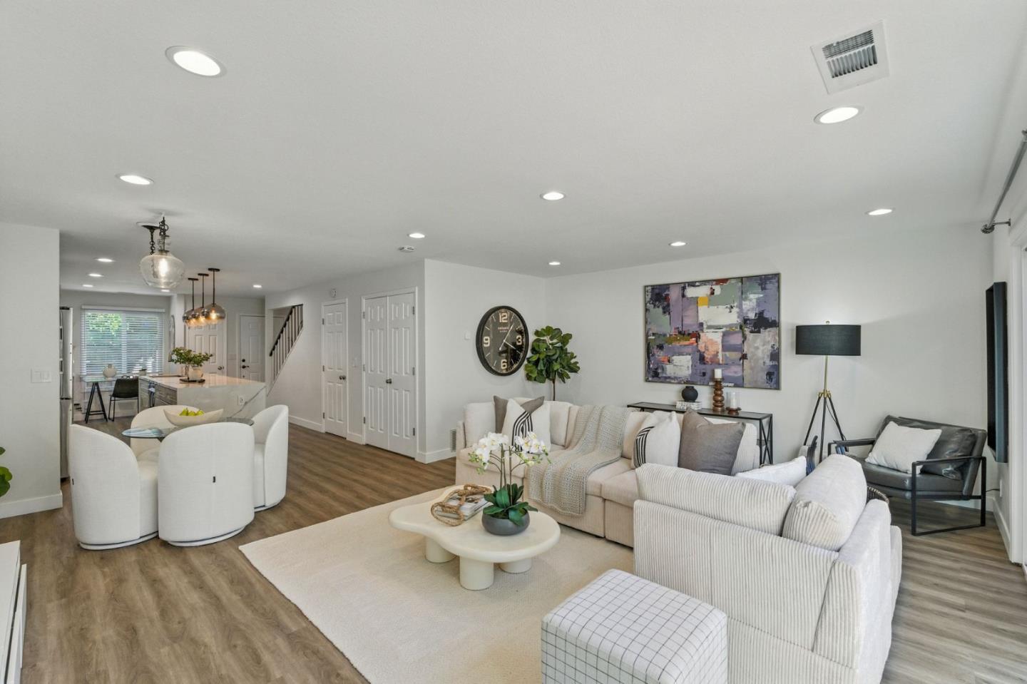Detail Gallery Image 9 of 42 For 369 N Claremont St #3,  San Mateo,  CA 94401 - 2 Beds | 2 Baths