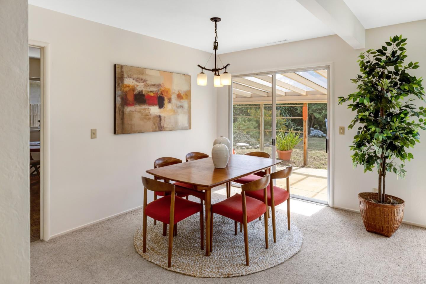 Detail Gallery Image 5 of 15 For 3370 Rio Rd, Carmel,  CA 93923 - 3 Beds | 2 Baths