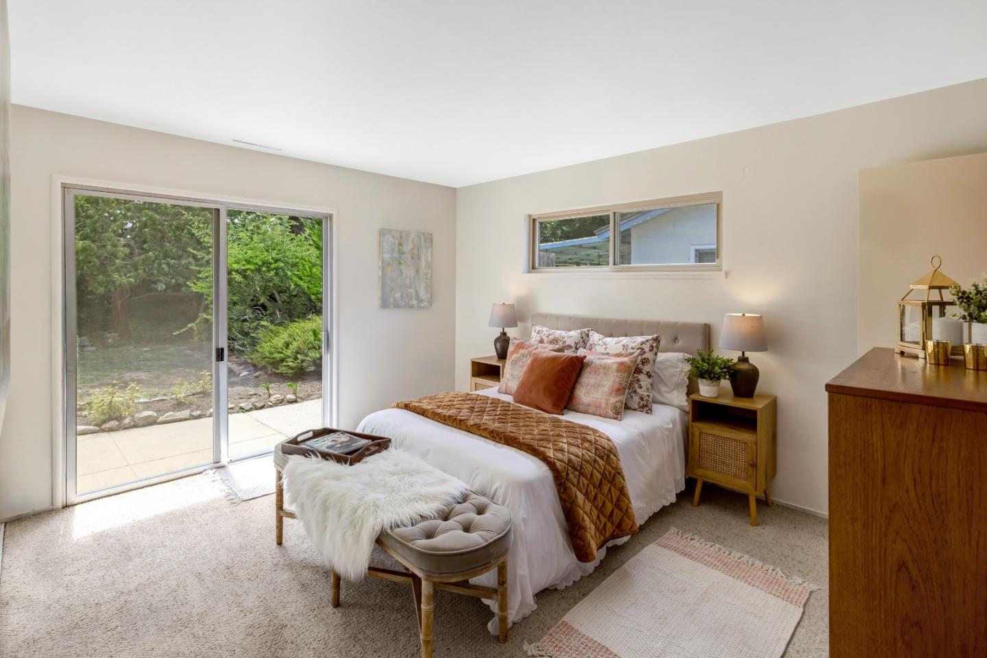 Detail Gallery Image 8 of 15 For 3370 Rio Rd, Carmel,  CA 93923 - 3 Beds | 2 Baths