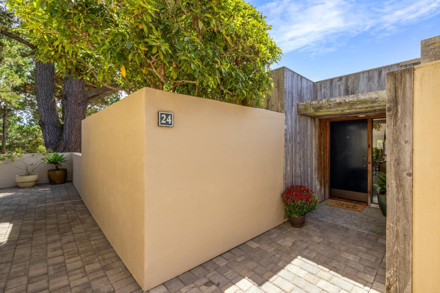 Detail Gallery Image 34 of 42 For 24520 Outlook Dr #24,  Carmel,  CA 93923 - 2 Beds | 2 Baths
