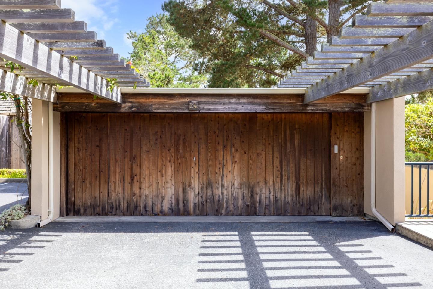 Detail Gallery Image 37 of 42 For 24520 Outlook Dr #24,  Carmel,  CA 93923 - 2 Beds | 2 Baths