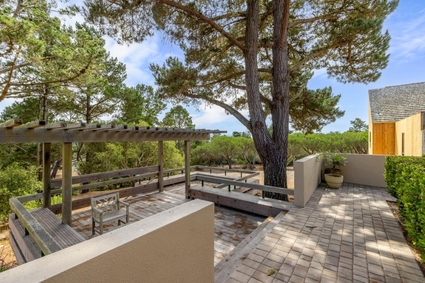 Detail Gallery Image 38 of 42 For 24520 Outlook Dr #24,  Carmel,  CA 93923 - 2 Beds | 2 Baths