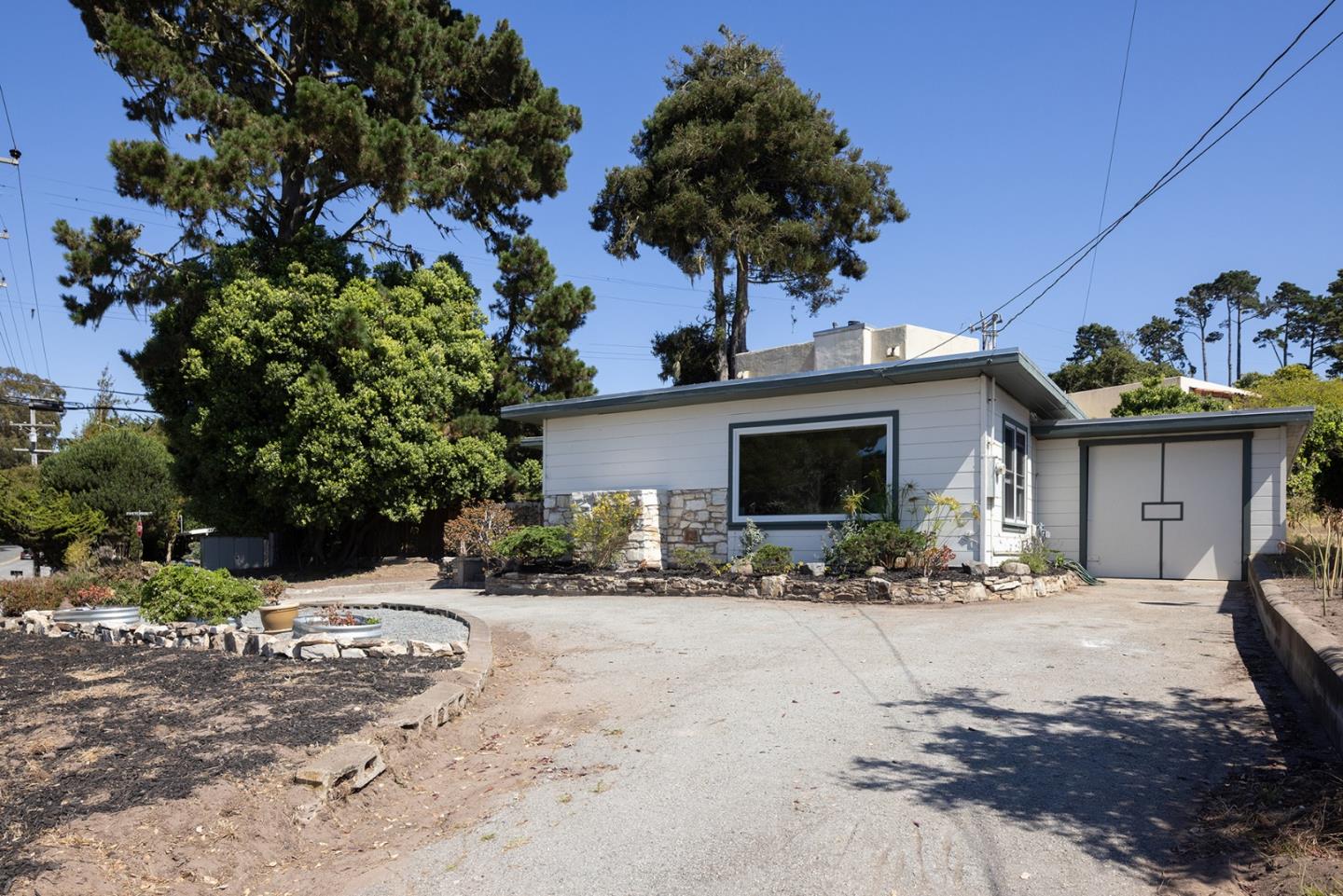 Detail Gallery Image 18 of 20 For 1001 David Ave, Pacific Grove,  CA 93950 - 2 Beds | 1 Baths