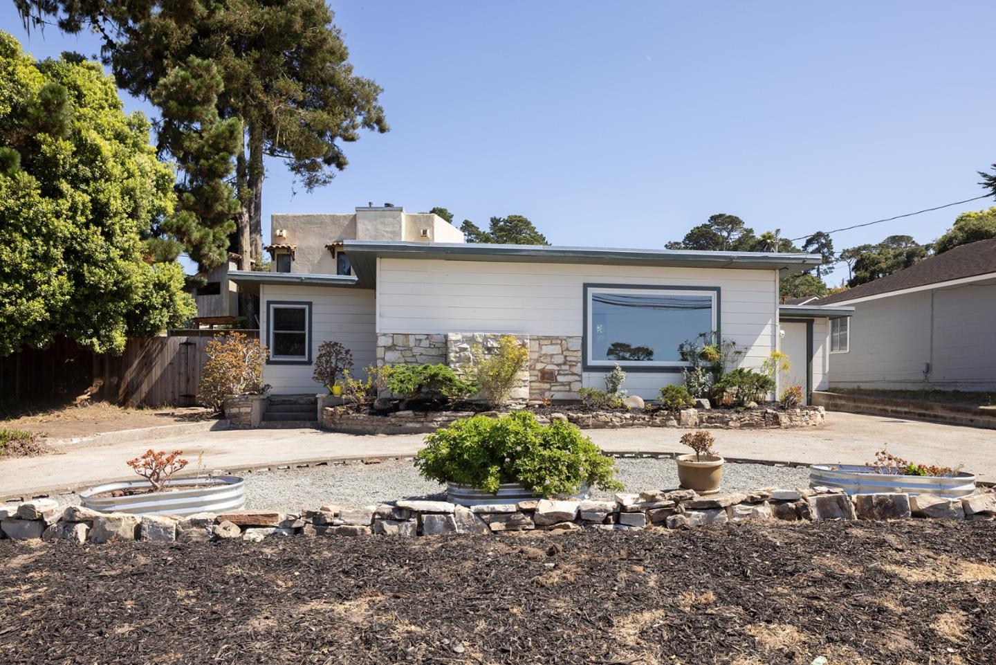 Detail Gallery Image 19 of 20 For 1001 David Ave, Pacific Grove,  CA 93950 - 2 Beds | 1 Baths