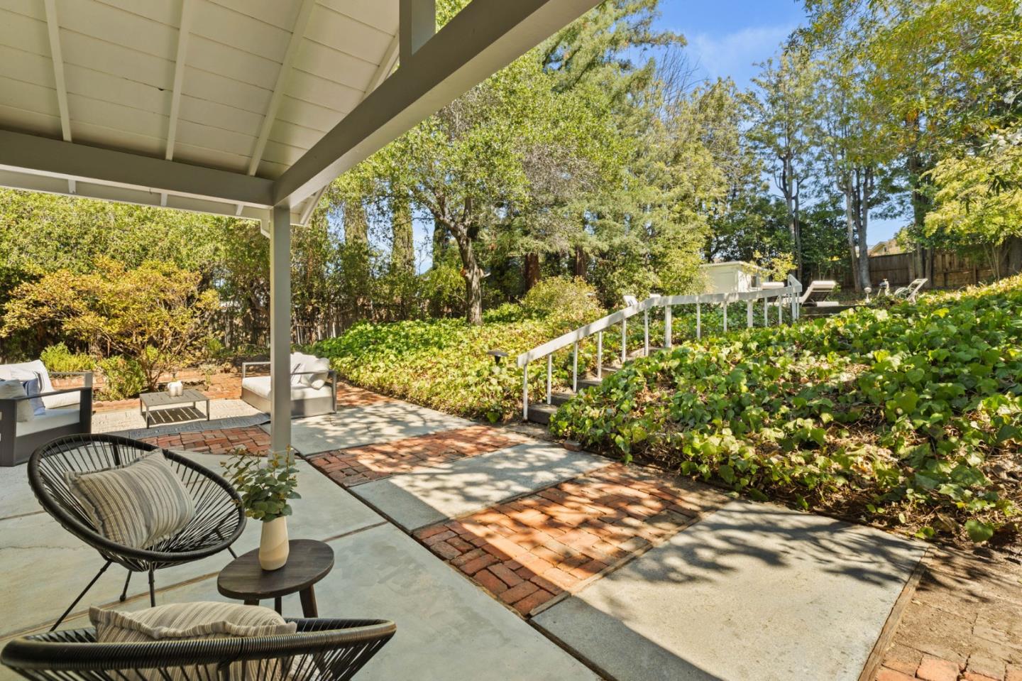 Detail Gallery Image 25 of 32 For 2605 Graceland Ave, San Carlos,  CA 94070 - 3 Beds | 2 Baths