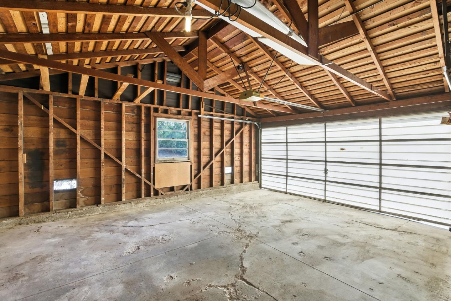 Detail Gallery Image 15 of 24 For 1100 Grove Ave, Burlingame,  CA 94010 - 2 Beds | 1 Baths