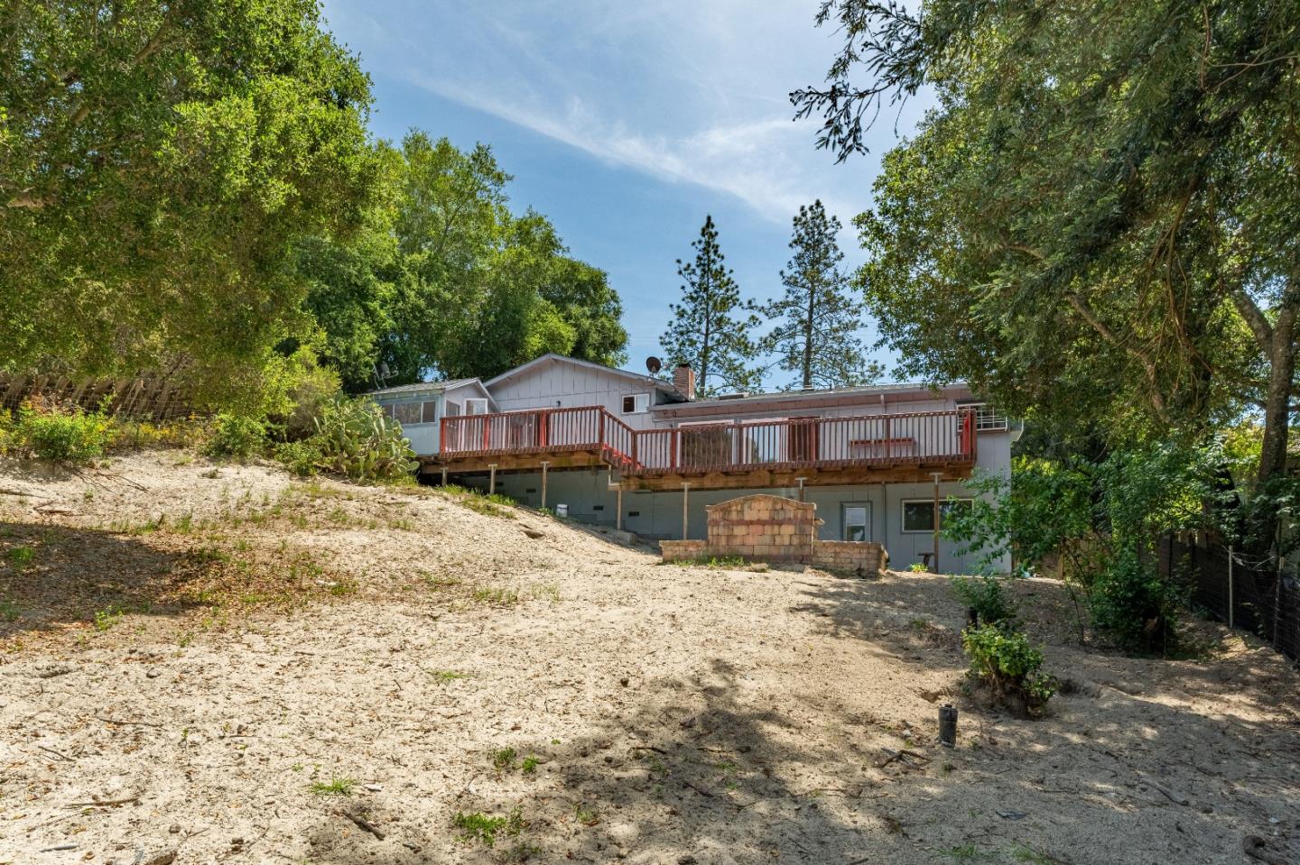 Detail Gallery Image 5 of 32 For 155 Stanford Dr, Ben Lomond,  CA 95005 - 5 Beds | 3 Baths