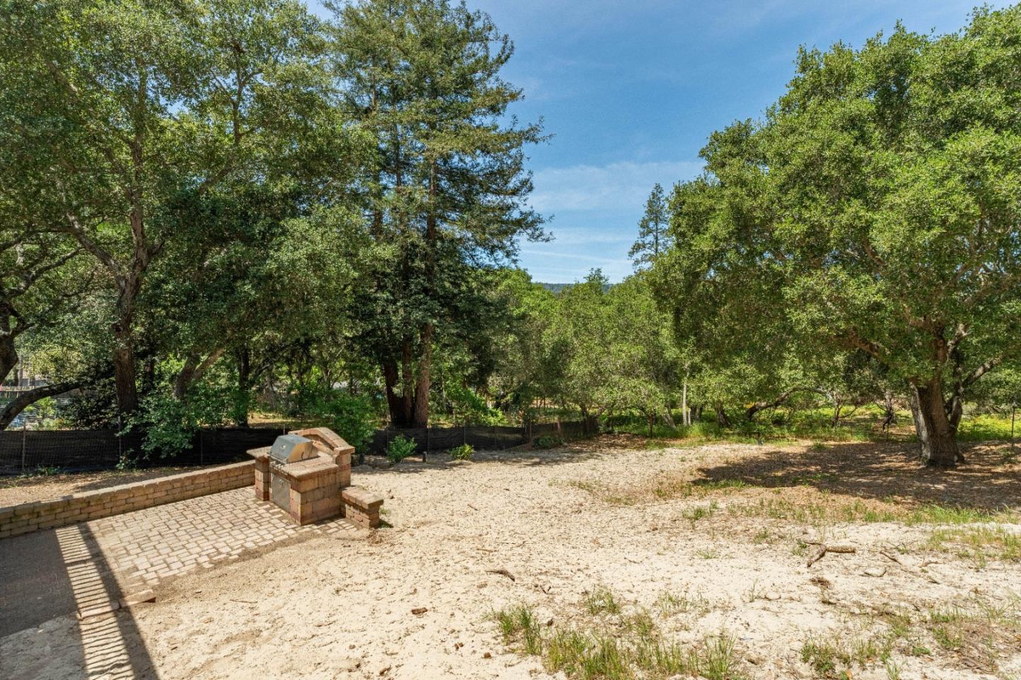 Detail Gallery Image 7 of 32 For 155 Stanford Dr, Ben Lomond,  CA 95005 - 5 Beds | 3 Baths