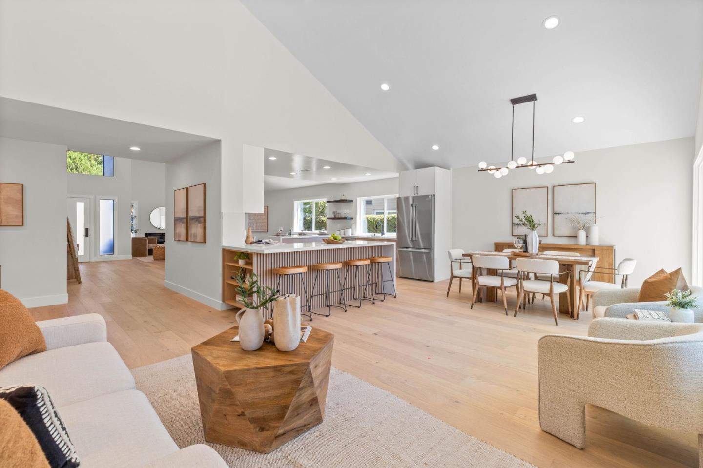 Detail Gallery Image 16 of 42 For 559 Marlin Ct, Redwood City,  CA 94065 - 4 Beds | 2 Baths