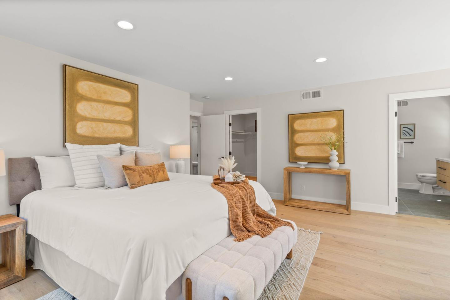 Detail Gallery Image 17 of 42 For 559 Marlin Ct, Redwood City,  CA 94065 - 4 Beds | 2 Baths