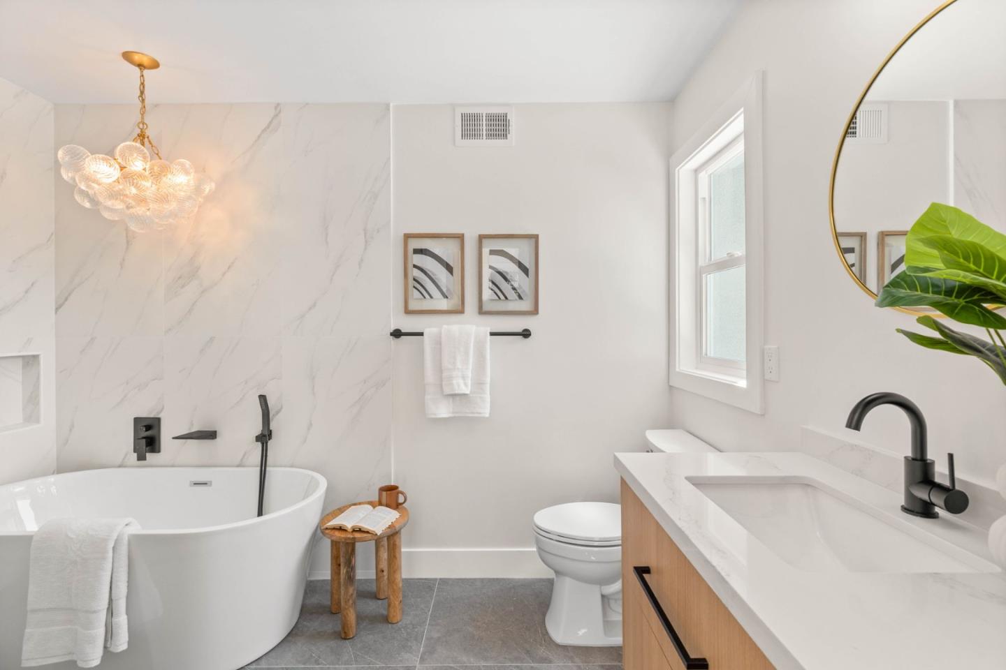 Detail Gallery Image 19 of 42 For 559 Marlin Ct, Redwood City,  CA 94065 - 4 Beds | 2 Baths