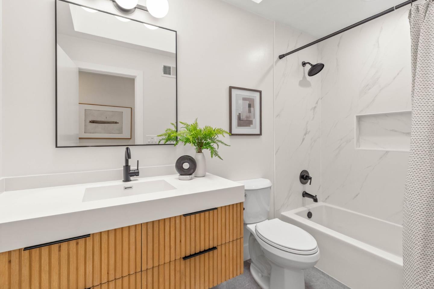 Detail Gallery Image 23 of 42 For 559 Marlin Ct, Redwood City,  CA 94065 - 4 Beds | 2 Baths
