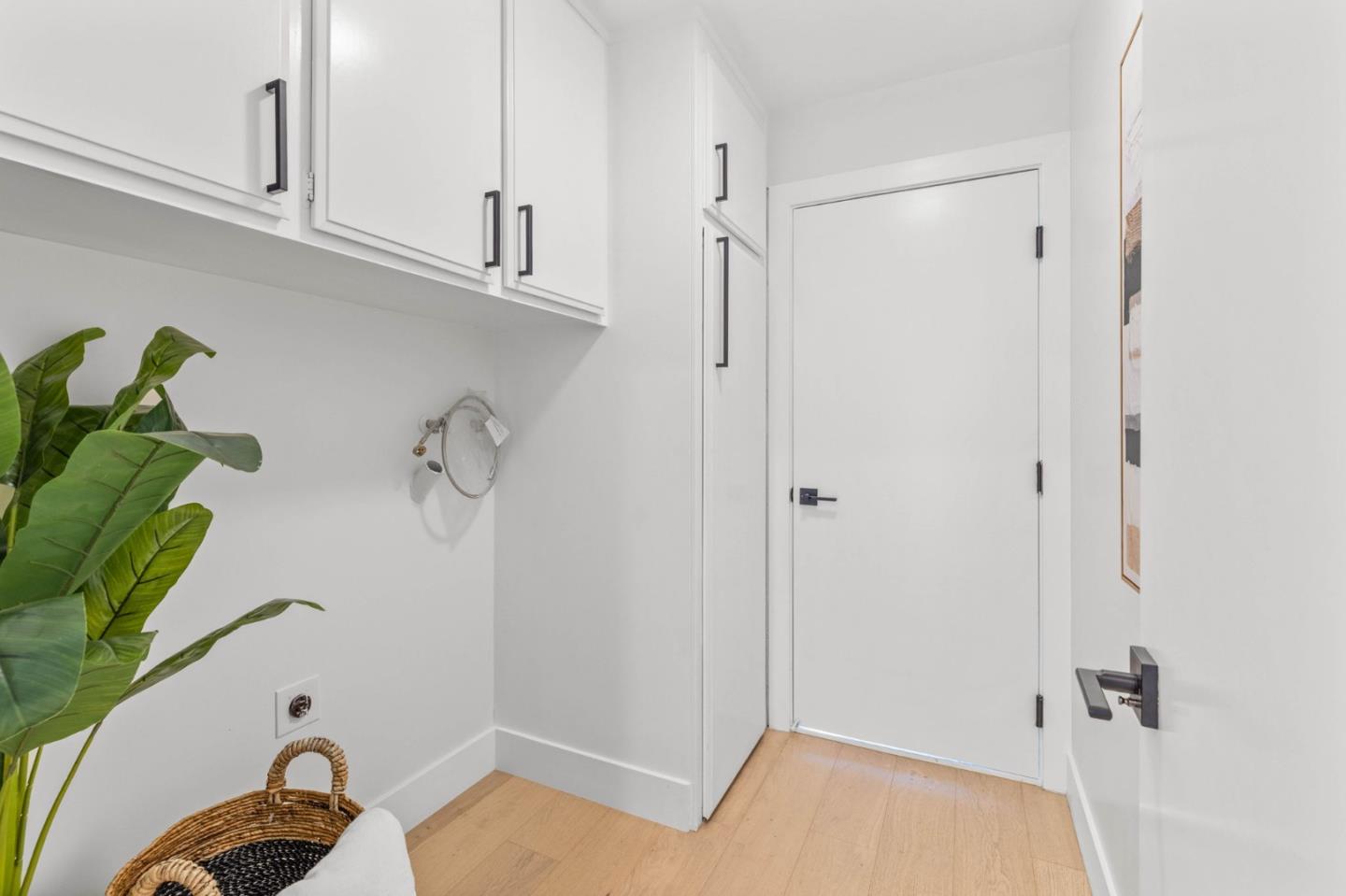 Detail Gallery Image 26 of 42 For 559 Marlin Ct, Redwood City,  CA 94065 - 4 Beds | 2 Baths