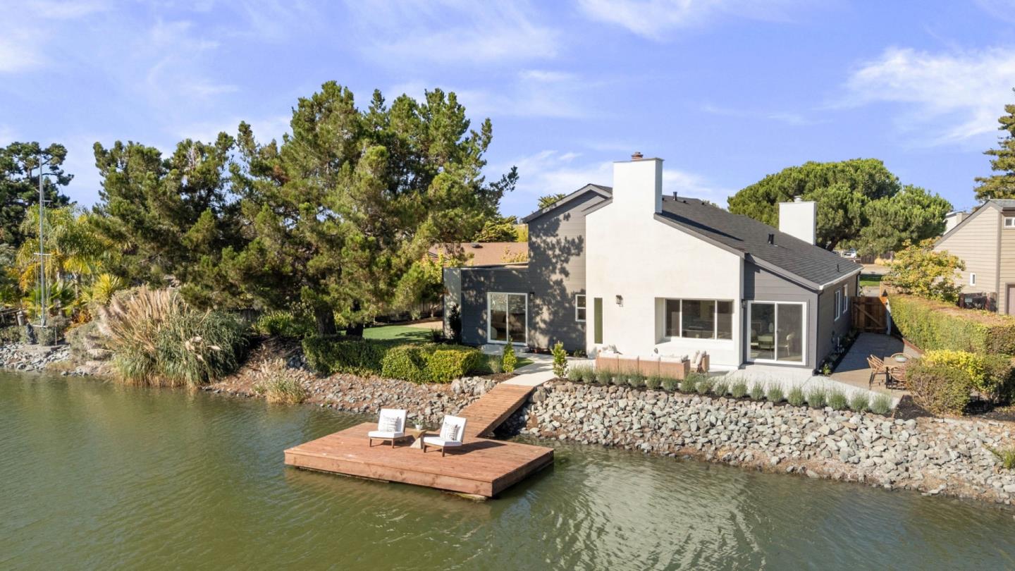 Detail Gallery Image 28 of 42 For 559 Marlin Ct, Redwood City,  CA 94065 - 4 Beds | 2 Baths