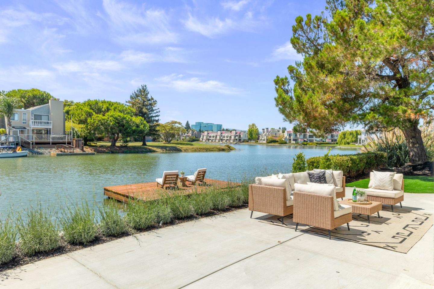Detail Gallery Image 30 of 42 For 559 Marlin Ct, Redwood City,  CA 94065 - 4 Beds | 2 Baths
