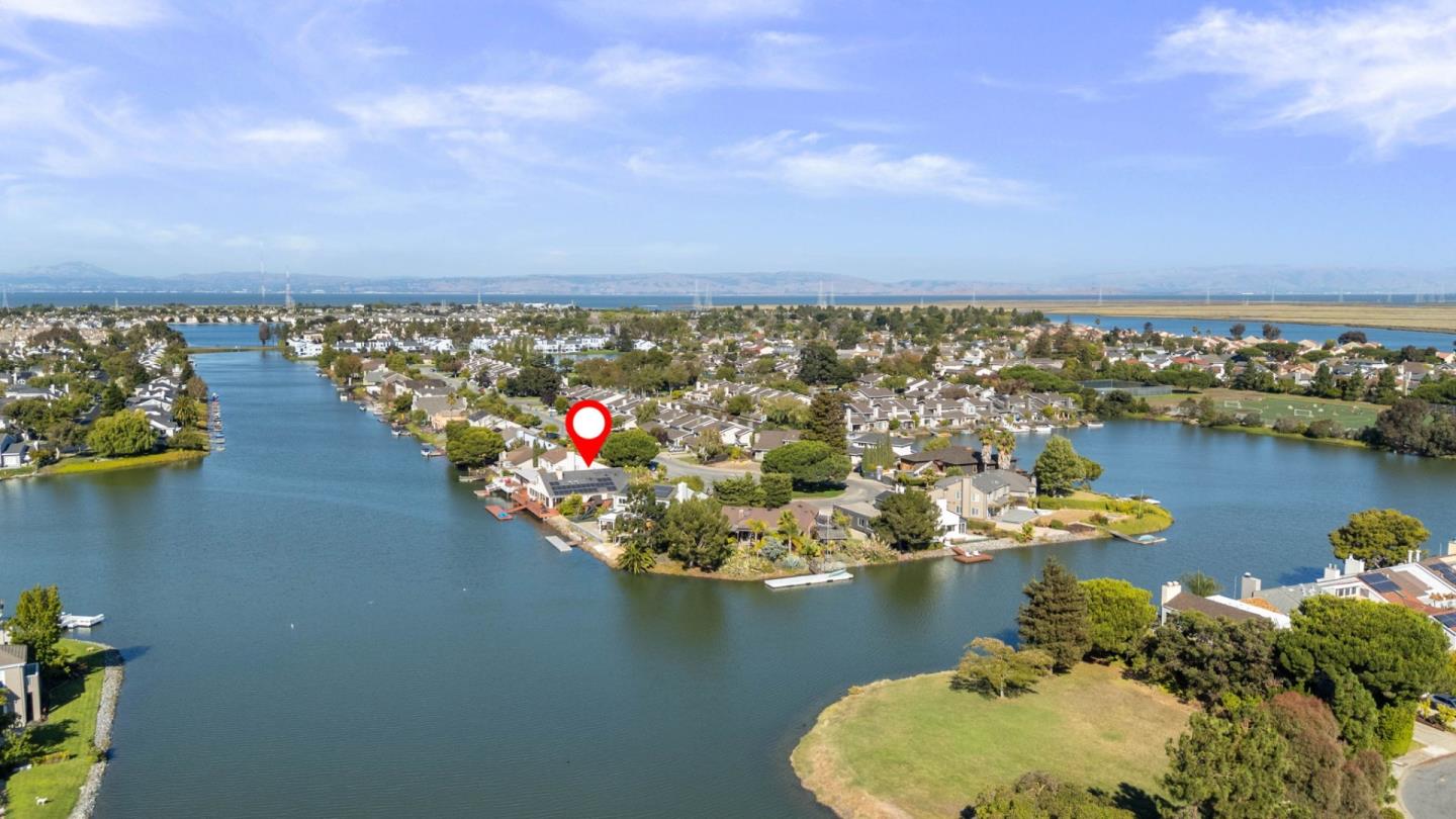Detail Gallery Image 41 of 42 For 559 Marlin Ct, Redwood City,  CA 94065 - 4 Beds | 2 Baths