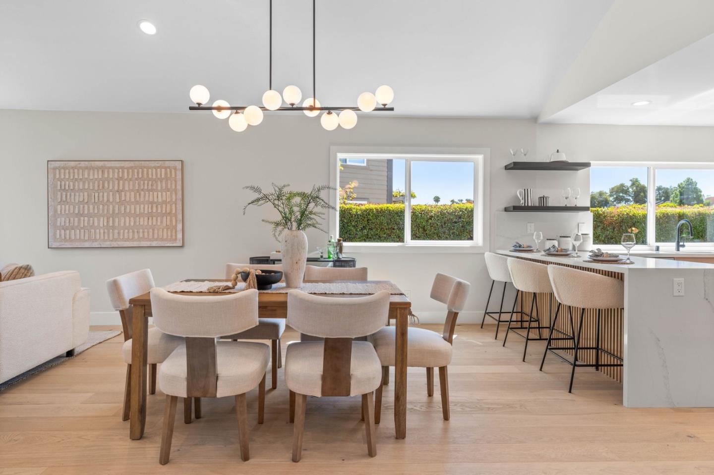 Detail Gallery Image 8 of 42 For 559 Marlin Ct, Redwood City,  CA 94065 - 4 Beds | 2 Baths