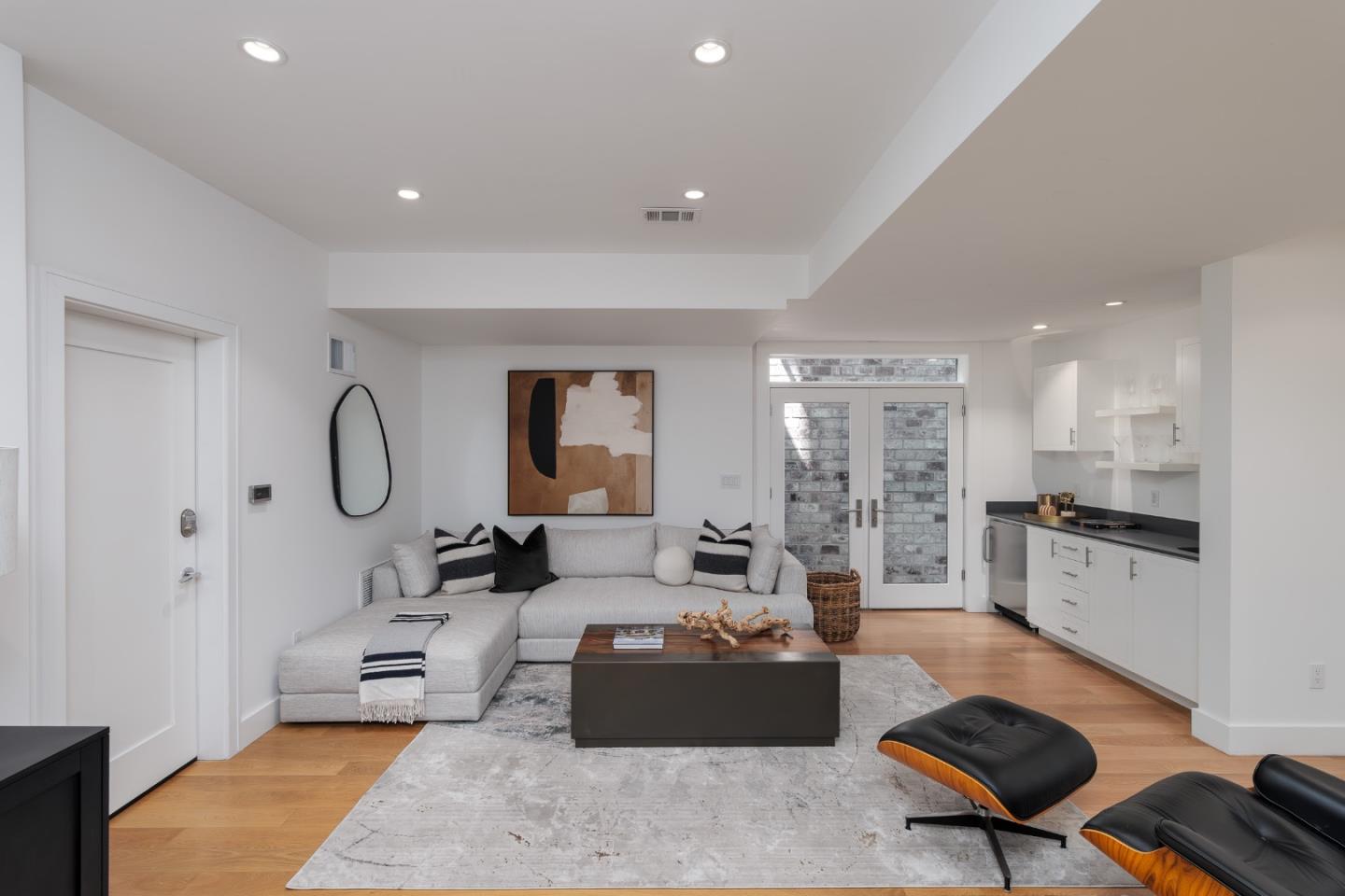 Detail Gallery Image 20 of 26 For 1119 Hopkins Ave, Palo Alto,  CA 94301 - 5 Beds | 3/1 Baths