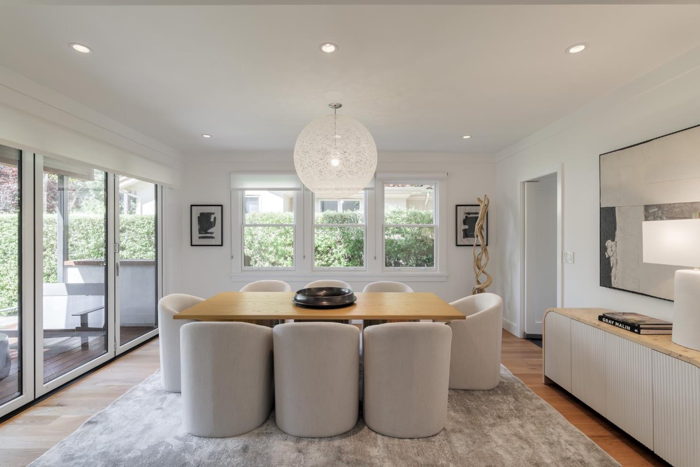 Detail Gallery Image 5 of 26 For 1119 Hopkins Ave, Palo Alto,  CA 94301 - 5 Beds | 3/1 Baths