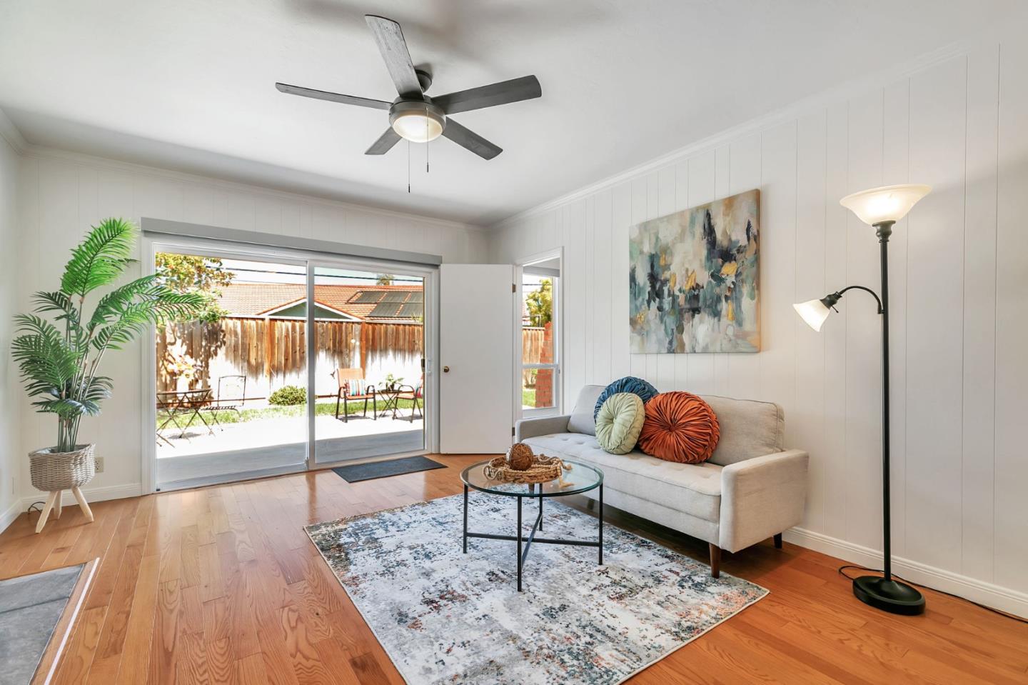 Detail Gallery Image 10 of 48 For 1593 Chambers Dr, San Jose,  CA 95118 - 4 Beds | 2/1 Baths
