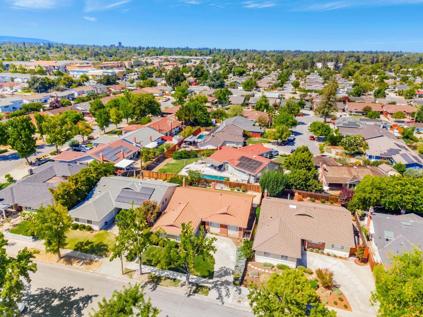 Detail Gallery Image 44 of 48 For 1593 Chambers Dr, San Jose,  CA 95118 - 4 Beds | 2/1 Baths