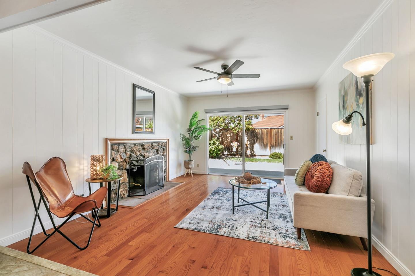 Detail Gallery Image 9 of 48 For 1593 Chambers Dr, San Jose,  CA 95118 - 4 Beds | 2/1 Baths