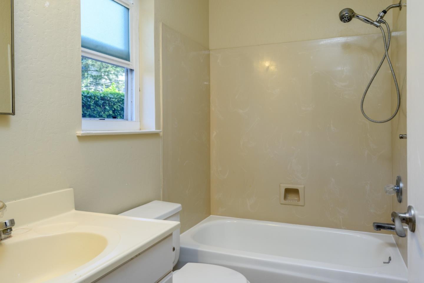 Detail Gallery Image 19 of 35 For 1437 Floribunda Ave, Burlingame,  CA 94010 - – Beds | – Baths