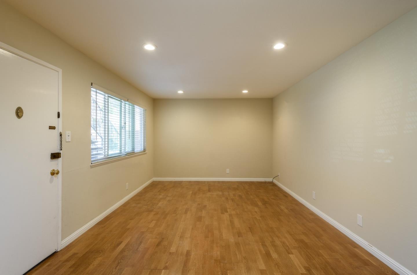 Detail Gallery Image 23 of 35 For 1437 Floribunda Ave, Burlingame,  CA 94010 - – Beds | – Baths
