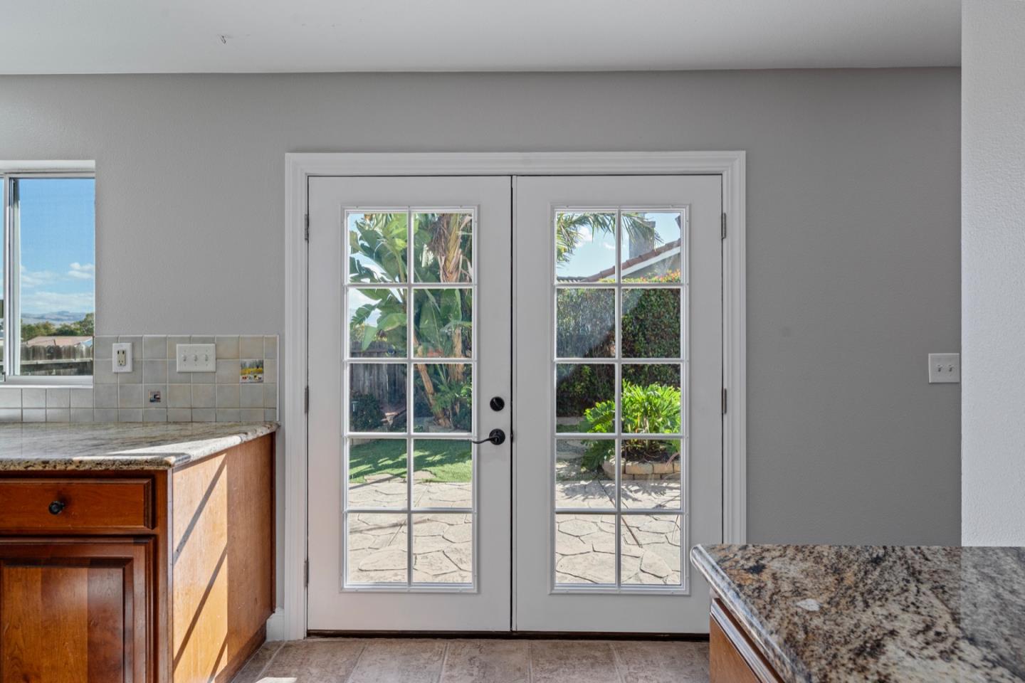 Detail Gallery Image 22 of 66 For 961 Alder St, Hollister,  CA 95023 - 5 Beds | 3 Baths