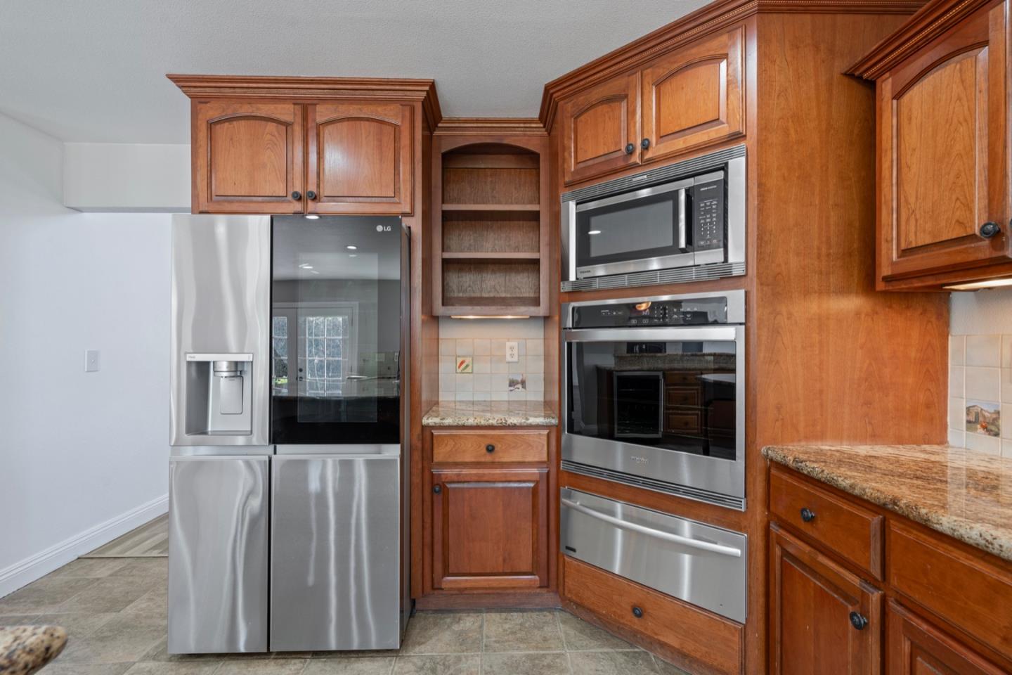 Detail Gallery Image 25 of 66 For 961 Alder St, Hollister,  CA 95023 - 5 Beds | 3 Baths