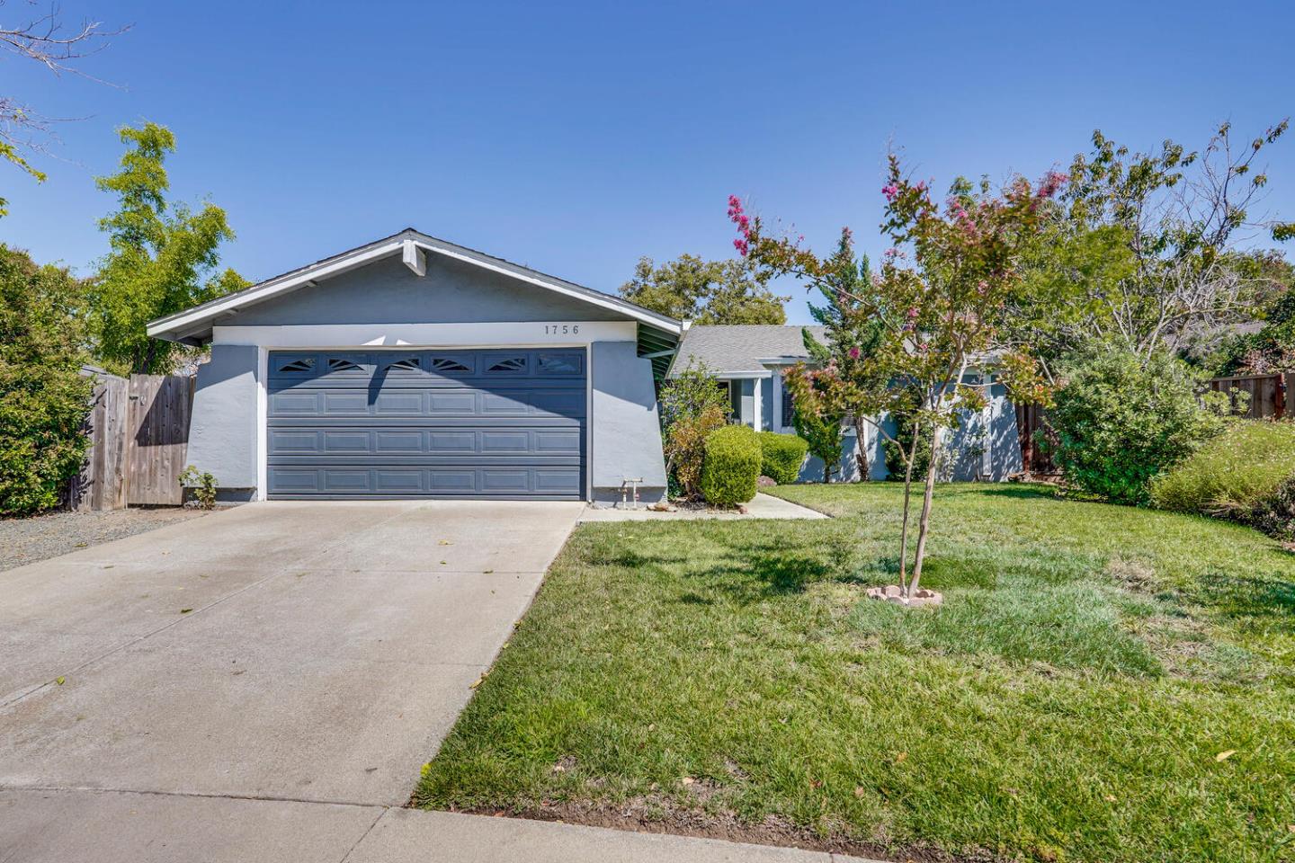 Detail Gallery Image 1 of 37 For 1756 Valhalla Ct, San Jose,  CA 95132 - 3 Beds | 2 Baths