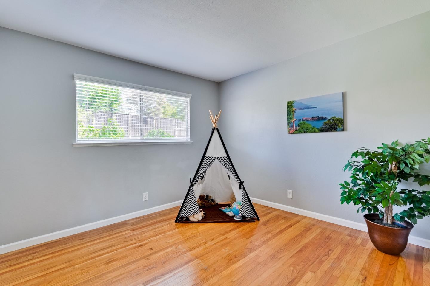 Detail Gallery Image 18 of 37 For 1756 Valhalla Ct, San Jose,  CA 95132 - 3 Beds | 2 Baths