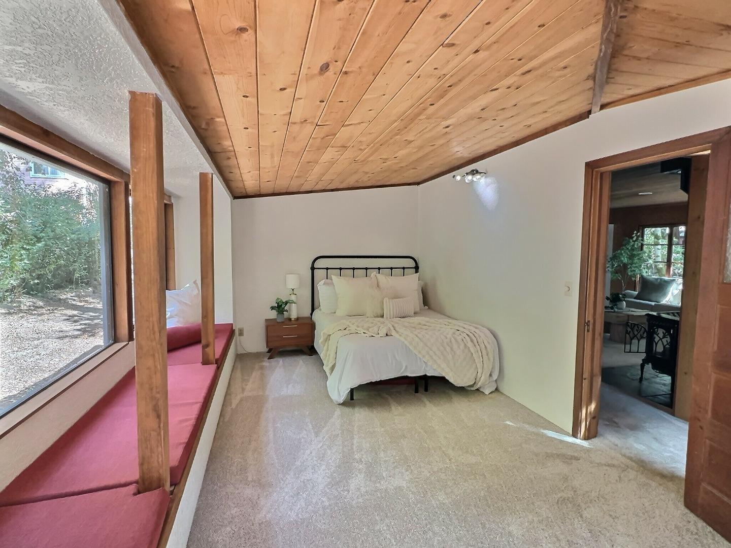 Detail Gallery Image 10 of 17 For 173 N Sequoia Rd, Boulder Creek,  CA 95006 - 2 Beds | 1 Baths