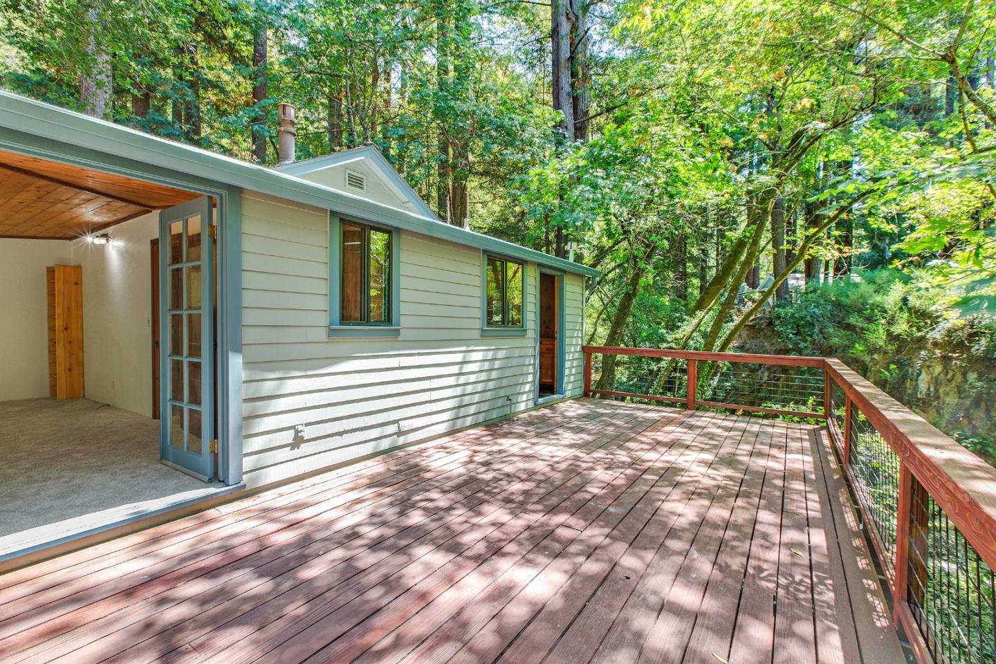 Detail Gallery Image 8 of 17 For 173 N Sequoia Rd, Boulder Creek,  CA 95006 - 2 Beds | 1 Baths