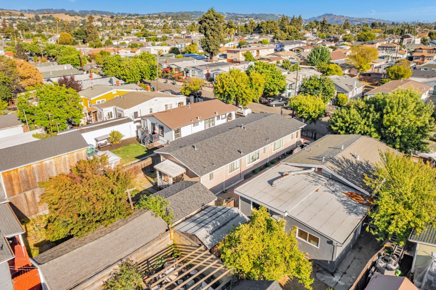 Detail Gallery Image 40 of 48 For 1521 80th Ave, Oakland,  CA 94621 - 4 Beds | 2 Baths