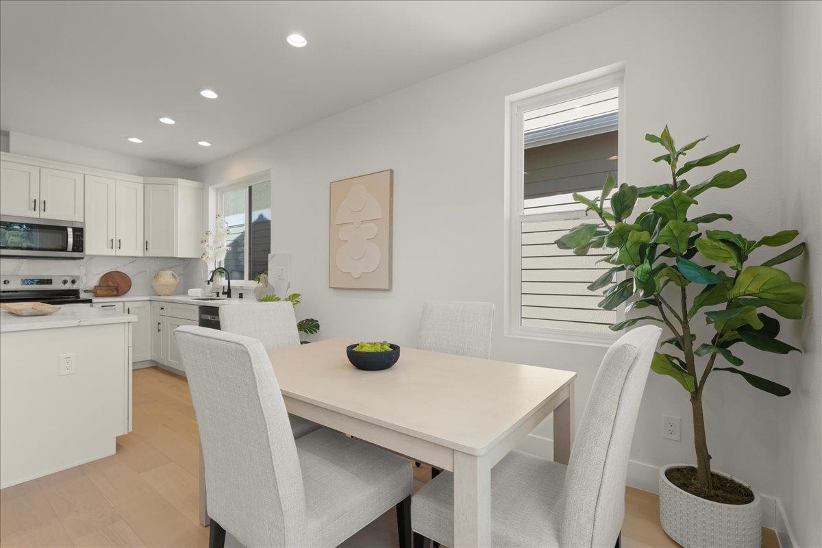 Detail Gallery Image 13 of 30 For 188 W Rincon Ave, Campbell,  CA 95008 - 4 Beds | 4 Baths