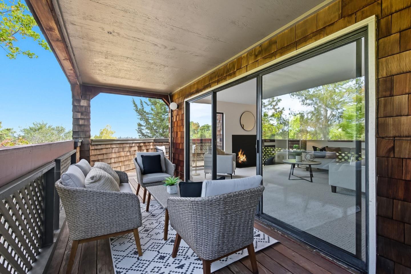 Detail Gallery Image 27 of 45 For 103 Peter Coutts Cir, Stanford,  CA 94305 - 2 Beds | 2 Baths