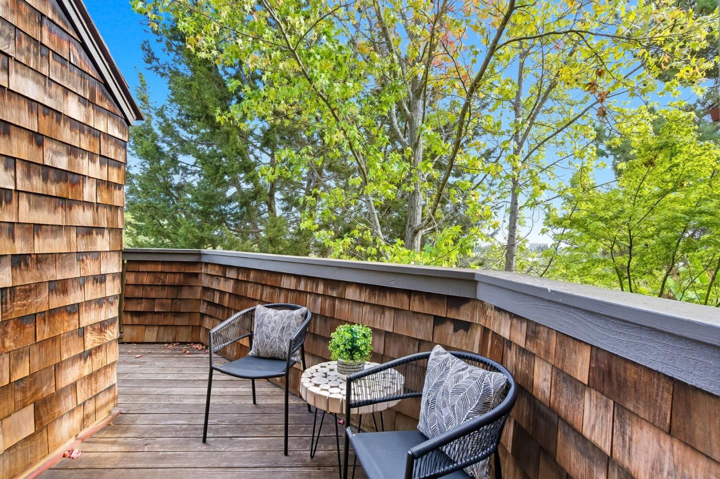 Detail Gallery Image 29 of 45 For 103 Peter Coutts Cir, Stanford,  CA 94305 - 2 Beds | 2 Baths