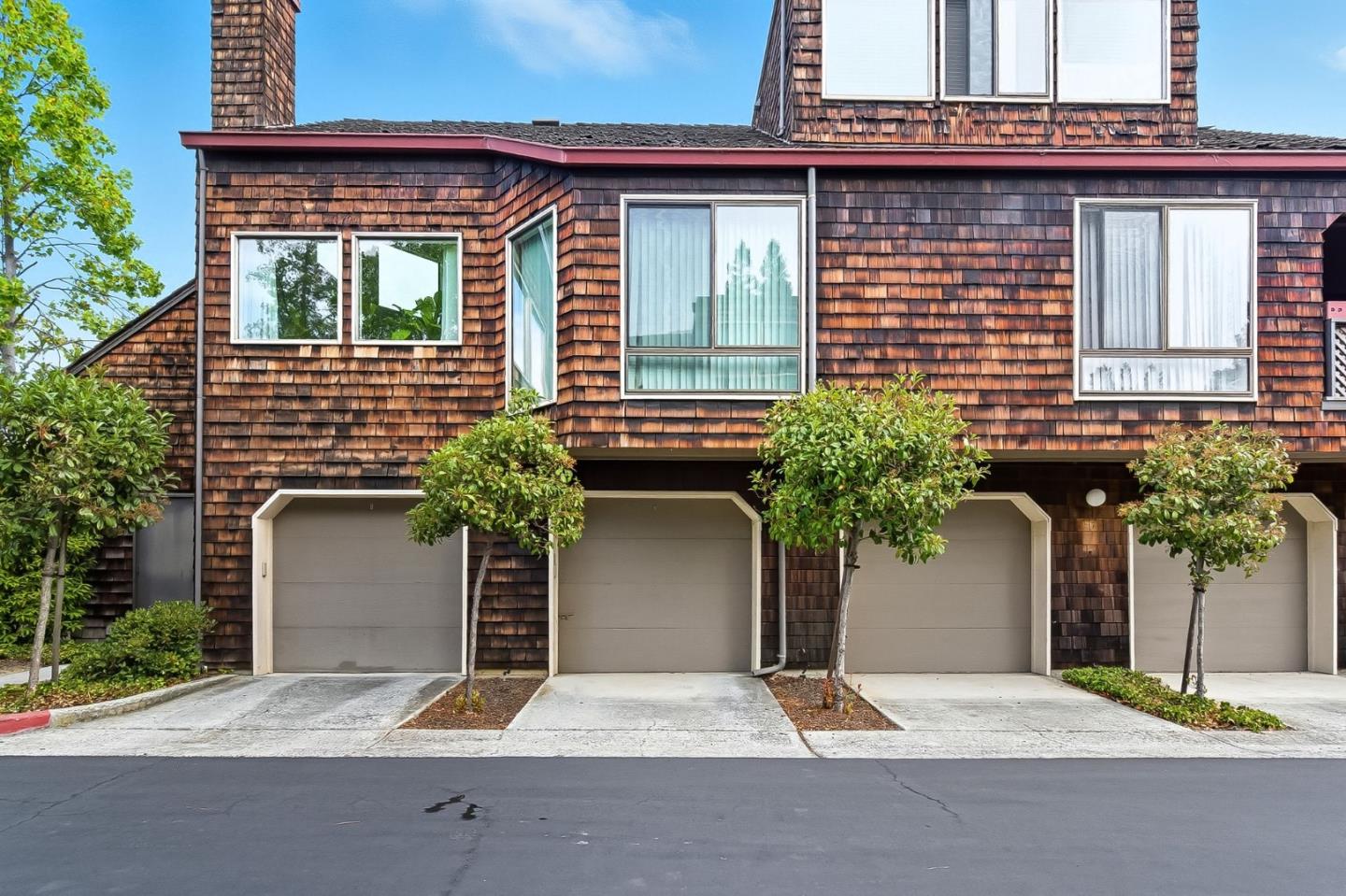 Detail Gallery Image 33 of 45 For 103 Peter Coutts Cir, Stanford,  CA 94305 - 2 Beds | 2 Baths