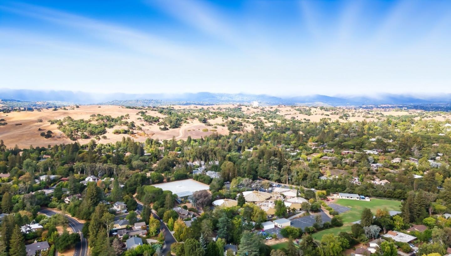 Detail Gallery Image 43 of 45 For 103 Peter Coutts Cir, Stanford,  CA 94305 - 2 Beds | 2 Baths