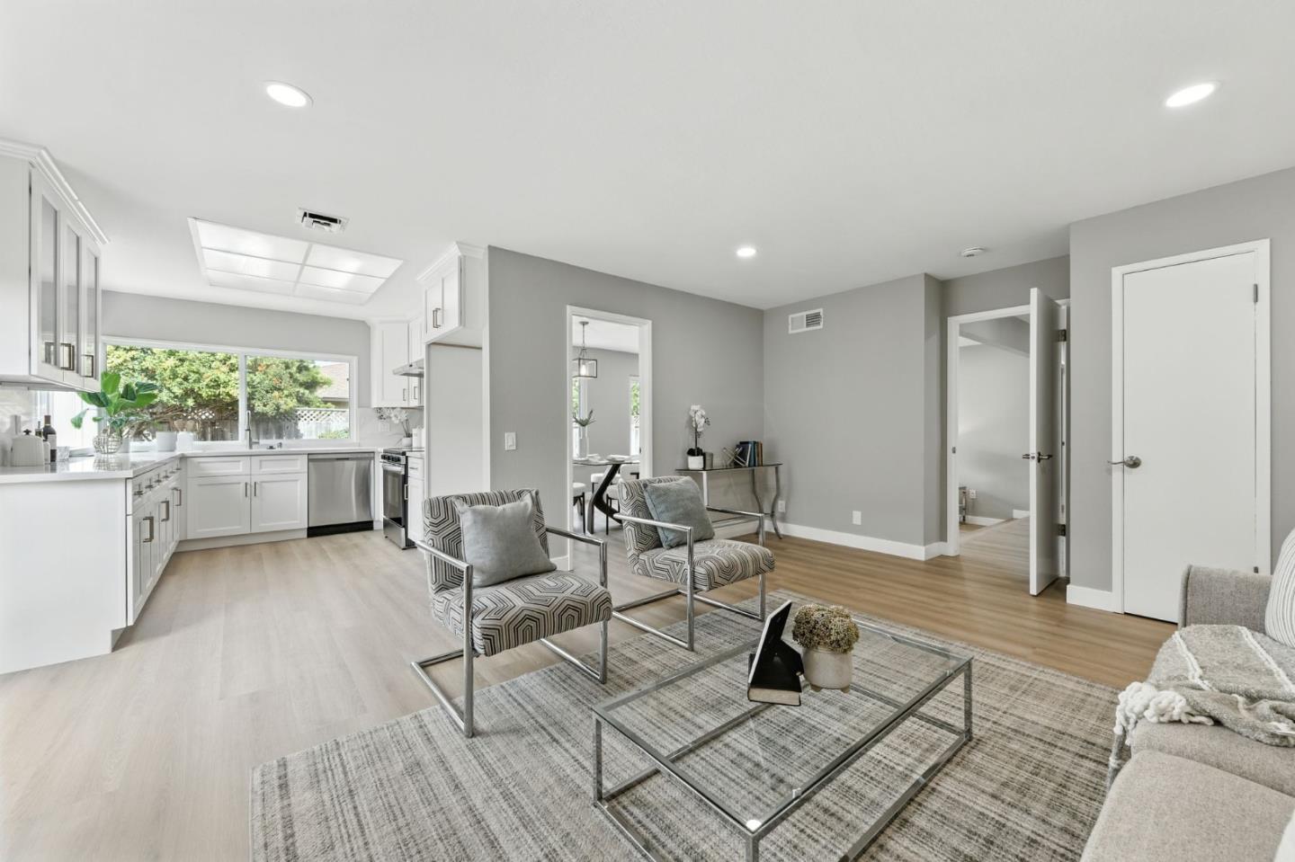 Detail Gallery Image 15 of 36 For 387 Menhaden Ct, Foster City,  CA 94404 - 3 Beds | 2 Baths