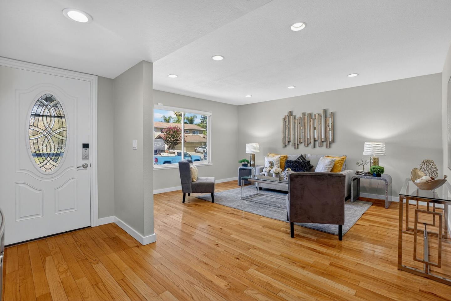 Detail Gallery Image 4 of 40 For 7310 Orchard Dr, Gilroy,  CA 95020 - 4 Beds | 2 Baths