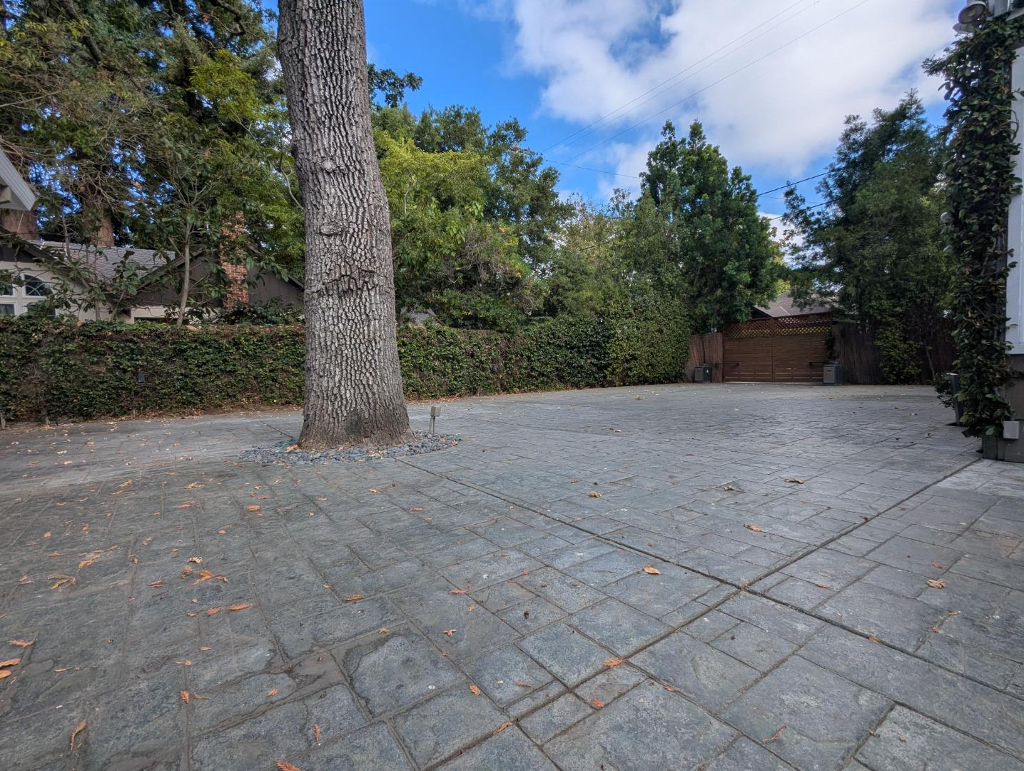 Detail Gallery Image 20 of 20 For 1400 Cowper St, Palo Alto,  CA 94301 - 4 Beds | 3/1 Baths