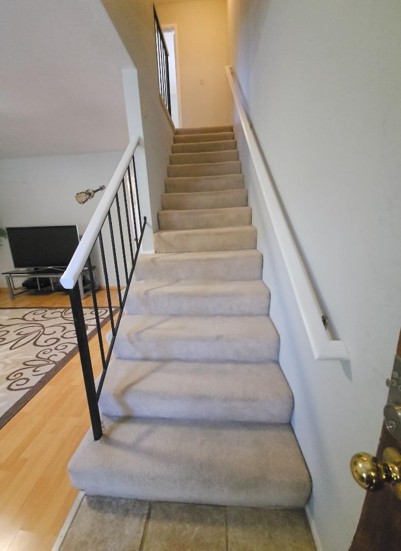 Detail Gallery Image 10 of 41 For 205 Del Valle Cir, El Sobrante,  CA 94803 - 2 Beds | 1/1 Baths