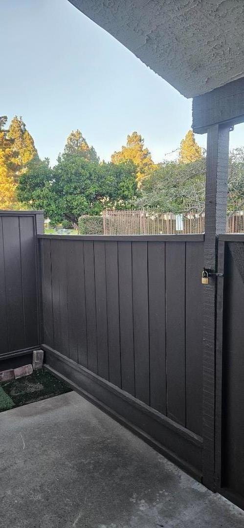 Detail Gallery Image 19 of 41 For 205 Del Valle Cir, El Sobrante,  CA 94803 - 2 Beds | 1/1 Baths