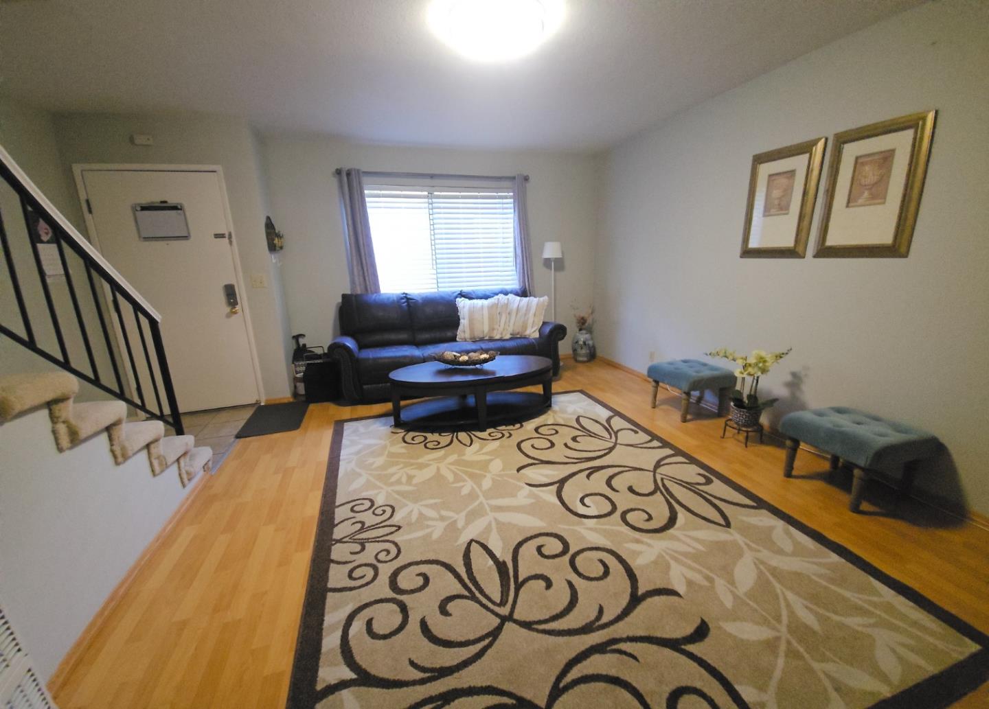 Detail Gallery Image 7 of 41 For 205 Del Valle Cir, El Sobrante,  CA 94803 - 2 Beds | 1/1 Baths