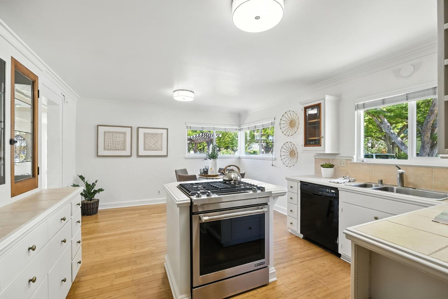Detail Gallery Image 15 of 48 For 1449 Merrywood Dr, San Jose,  CA 95118 - 3 Beds | 2 Baths